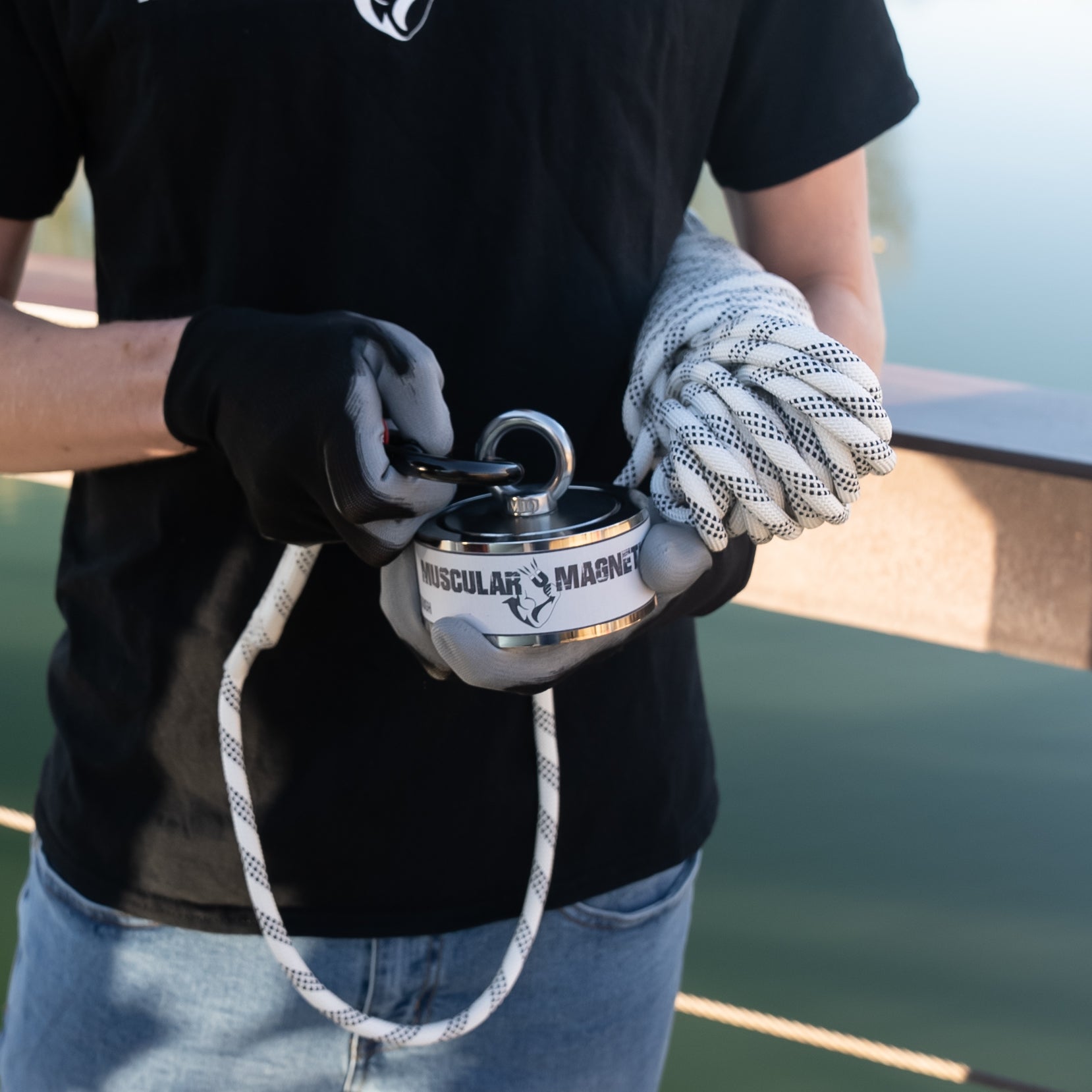 1190,68 kg DOUBLE-SIDED MAGNET FISHING KIT & DURABLE MAGNET FISHING ROPE